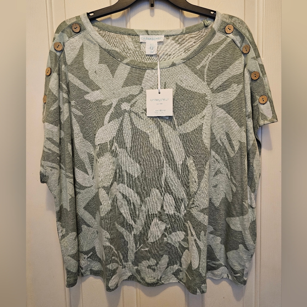 Cynthia Rowley Green Floral Button Top - 1X